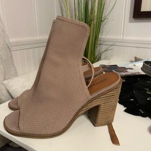 Snake skin pattern heels